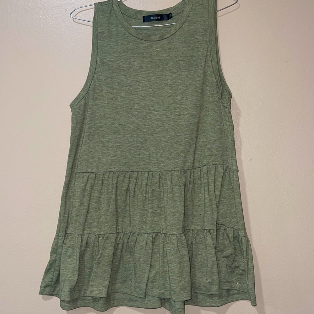 HAEOF sleeveless shirt